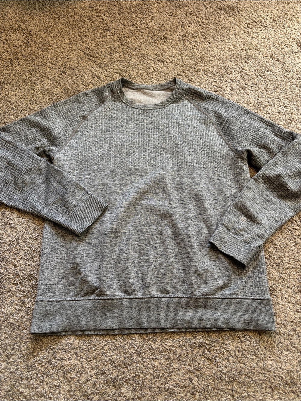 Lululemon Men’s Engineered Warm Pullover size large